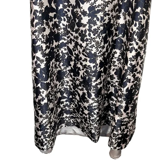 ML Monique Lhuillier Back Bow Gown Navy White Womens Size 22 W - Picture 9 of 15